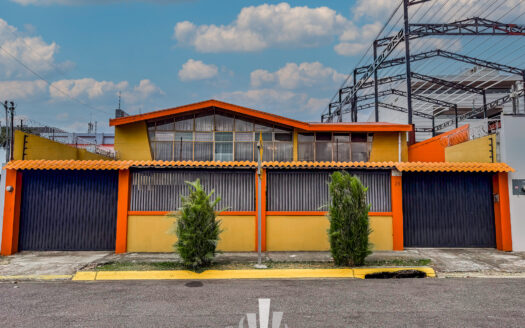 Casa en Venta en La Uruca, San José