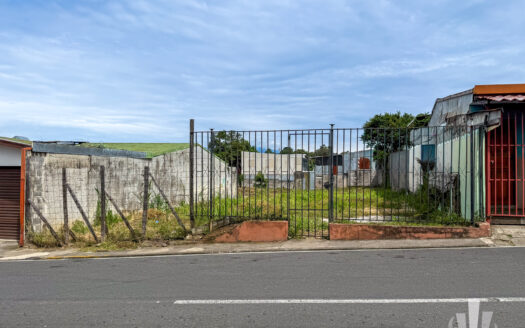 Lote con Uso de Suelo Mixto en Venta en el Centro de Escazú | 833,34 m²